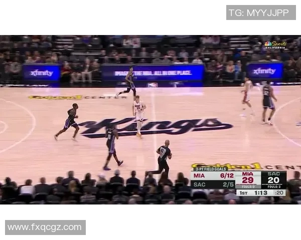 热火与湖人精彩对决回放分析全场精彩瞬间与战术解析